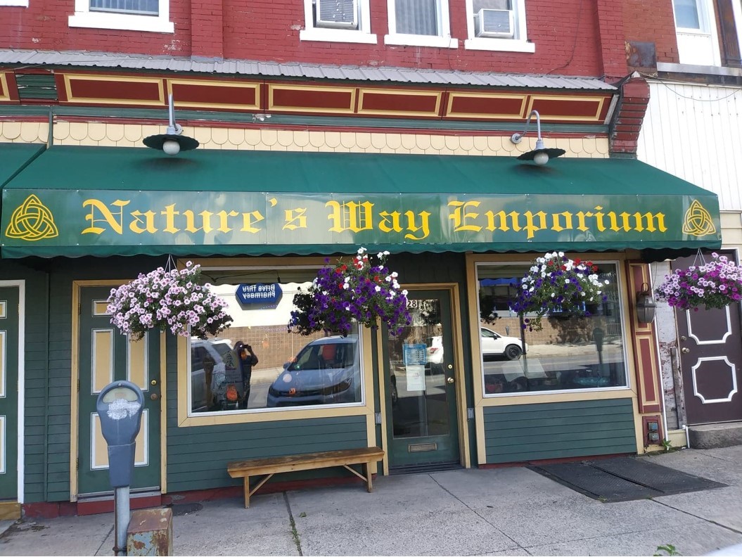 17976, Nature's Way Emporium, 28 S Main St., Shenandoah, PA
